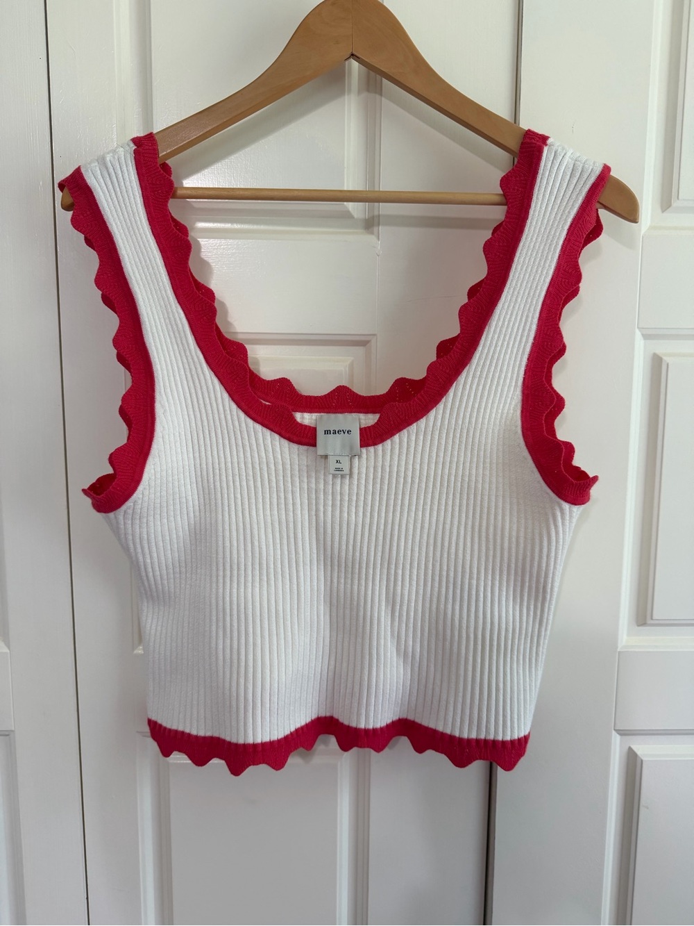 Anthropologie White Ribbed Crop Tank with Pink Scalloped Trim